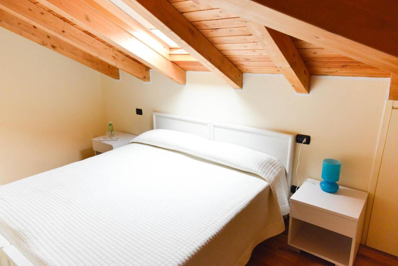 Residenza Villa Maria Roncola Quarto foto